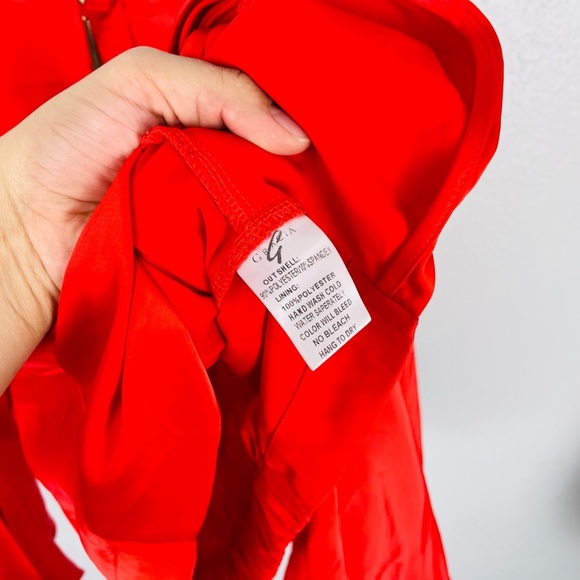 Gracia Front Knotted Hem Satin Blouse - Picture 9 of 9